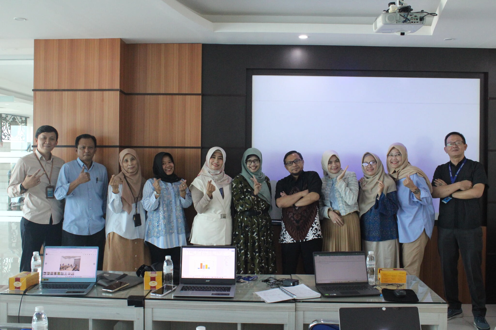 Menuju World Class University, Fakultas Ekonomi dan Bisnis Unikom Perkuat Integrasi Strategis dan Ro...