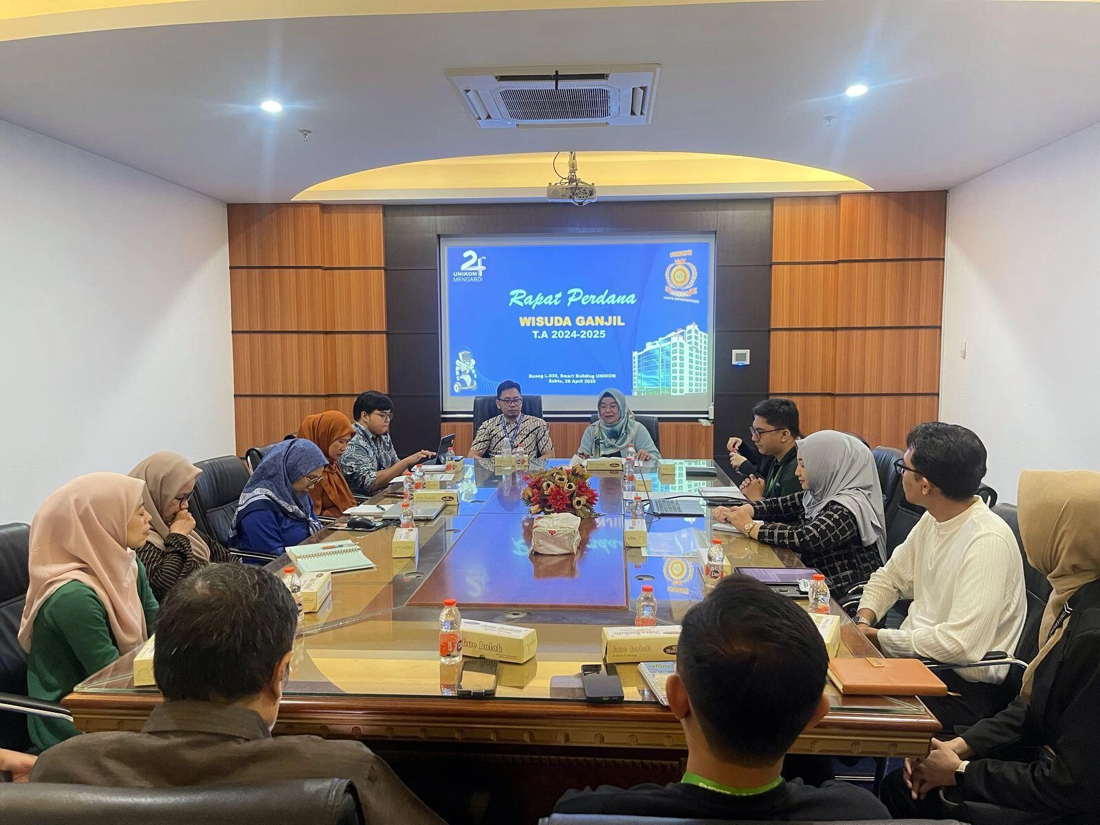 Panitia Wisuda Unikom Menggelar Rapat Perdana Persiapan Wisuda Semester Ganjil Ke-43 2025