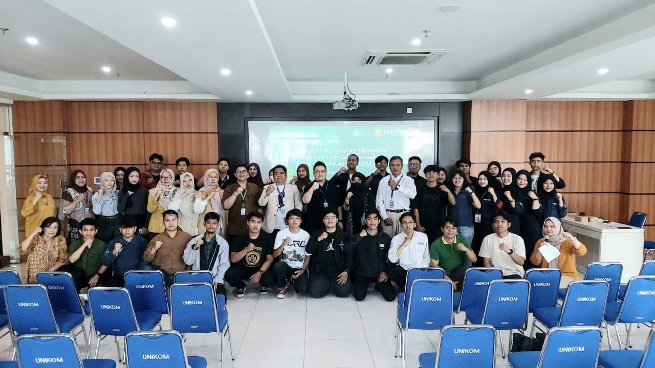 Direktorat Kemahasiswaan Unikom Menggelar Acara Sosialisasi Program Penguatan Kapasitas Organisasi K...