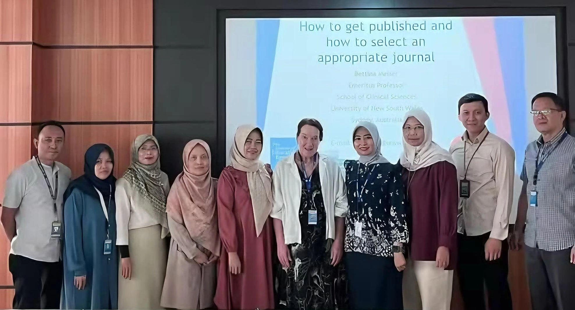 Dosen Prodi Manajemen Unikom Ikuti Guest Lecture Internasional: Panduan Menulis Artikel Ilmiah Dan S...