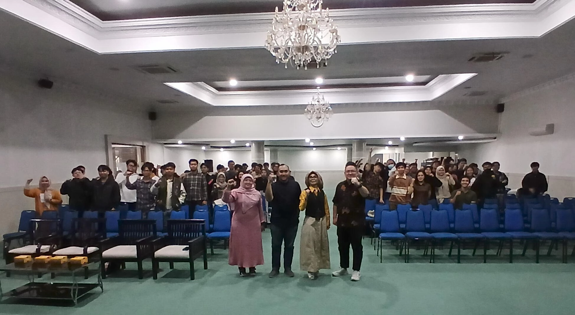 Siap Hadapi Dunia Kerja, Direktorat Kemahasiswaan UNIKOM Gelar Workshop Persiapan Memasuki Dunia Ker...